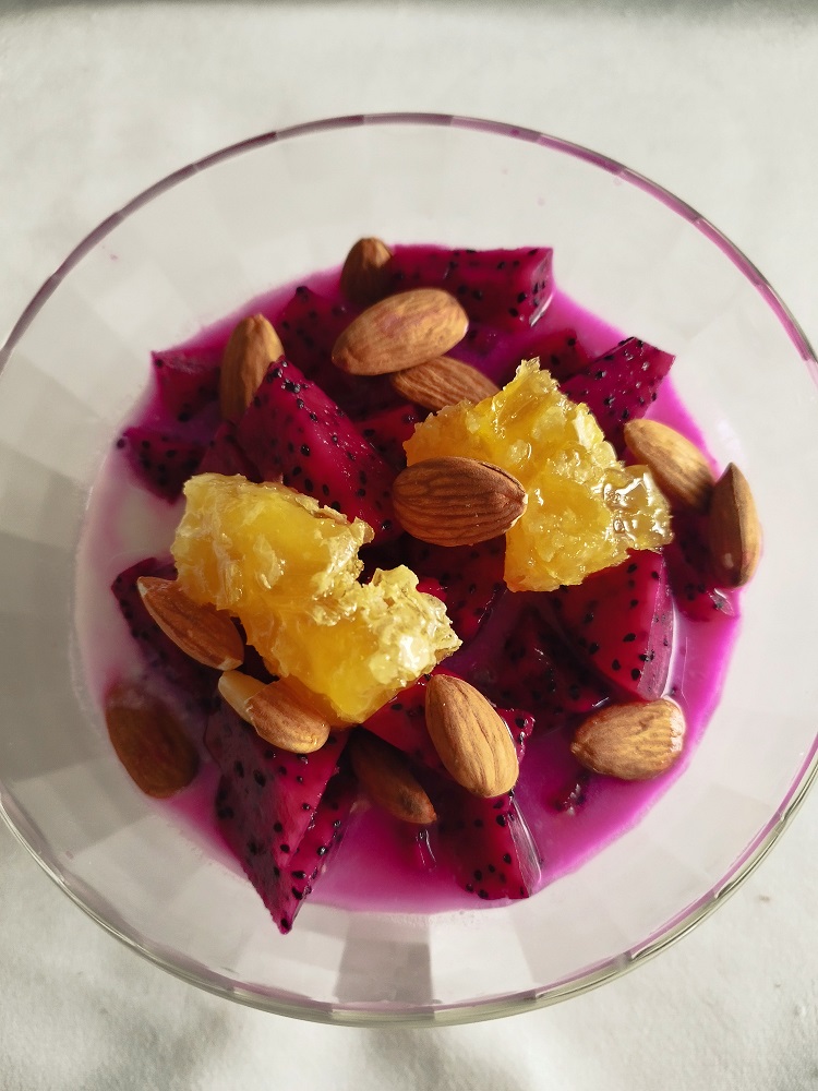 Wabenhonig - direkt vom Bienenstock im Holzrahmen – Bild 21